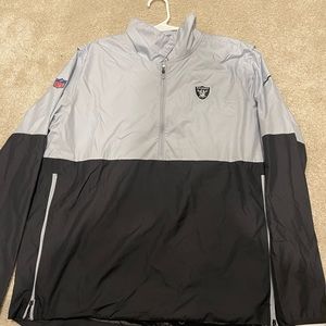 Mens raiders windbreaker jacket - Large